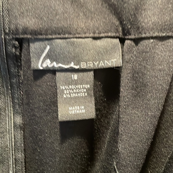 Back skirt - Picture 2 of 2